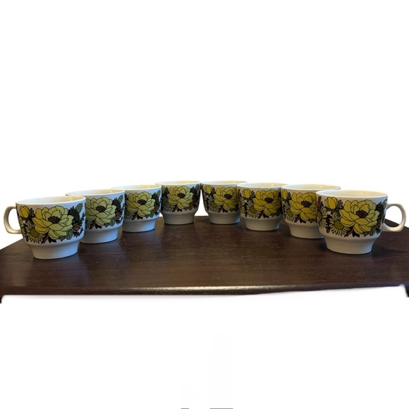 Vintage Mayflower Pattern Floral Cups by Grindley
England 1960s - Set of 8 - Picture 4 of 4